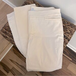 CHICO’S 1.5R Slim Pull On Ankle Pants